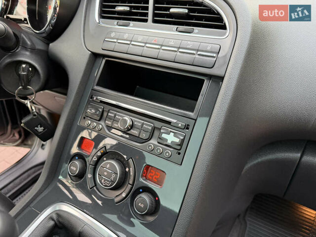 Черный Пежо 5008, объемом двигателя 1.6 л и пробегом 150 тыс. км за 12300 $, фото 48 на Automoto.ua