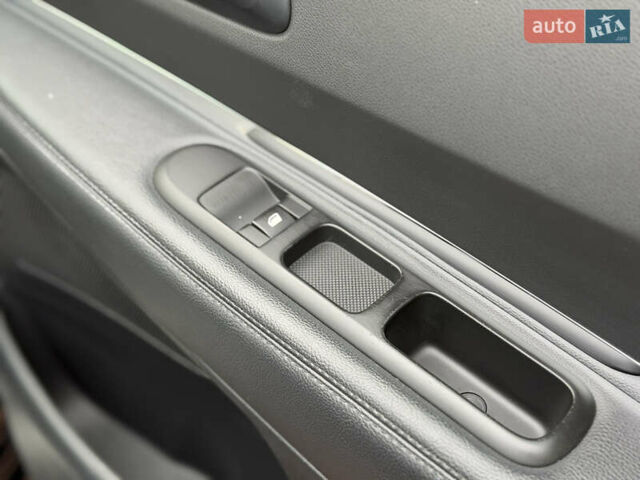 Черный Пежо 5008, объемом двигателя 1.6 л и пробегом 150 тыс. км за 12300 $, фото 23 на Automoto.ua