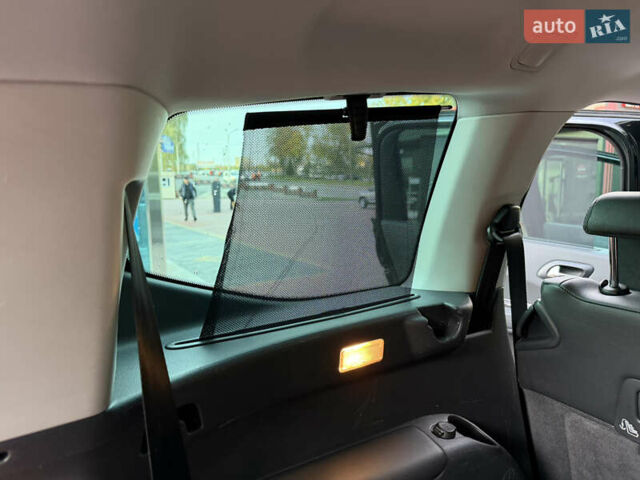 Черный Пежо 5008, объемом двигателя 1.6 л и пробегом 150 тыс. км за 12300 $, фото 40 на Automoto.ua