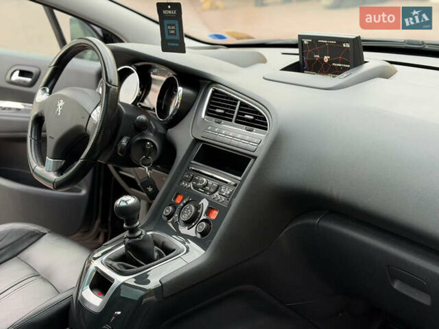 Черный Пежо 5008, объемом двигателя 1.6 л и пробегом 150 тыс. км за 12300 $, фото 26 на Automoto.ua