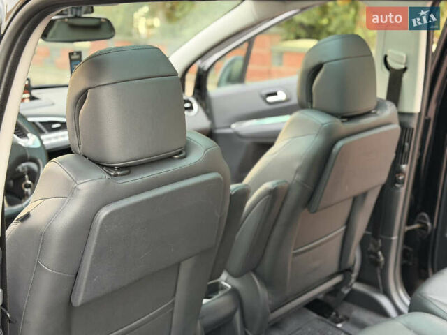 Черный Пежо 5008, объемом двигателя 1.6 л и пробегом 150 тыс. км за 12300 $, фото 35 на Automoto.ua