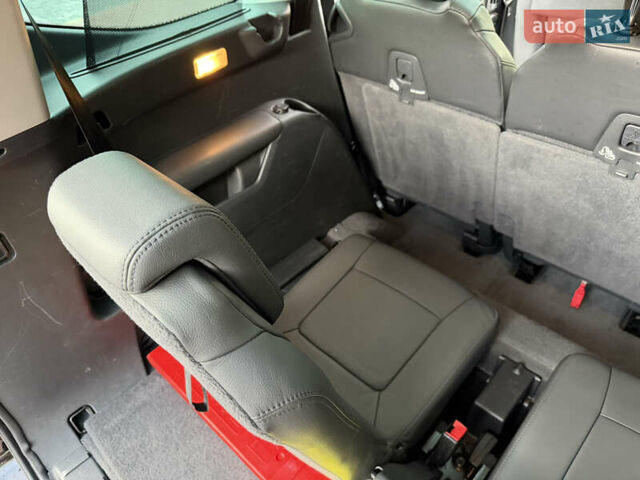 Черный Пежо 5008, объемом двигателя 1.6 л и пробегом 150 тыс. км за 12300 $, фото 42 на Automoto.ua