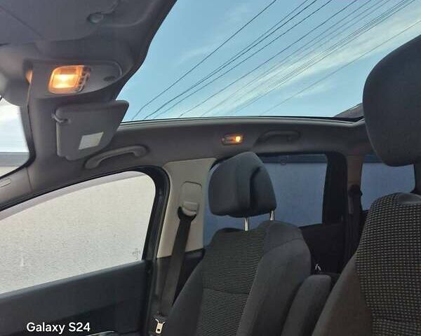 Черный Пежо 5008, объемом двигателя 2 л и пробегом 240 тыс. км за 11500 $, фото 21 на Automoto.ua