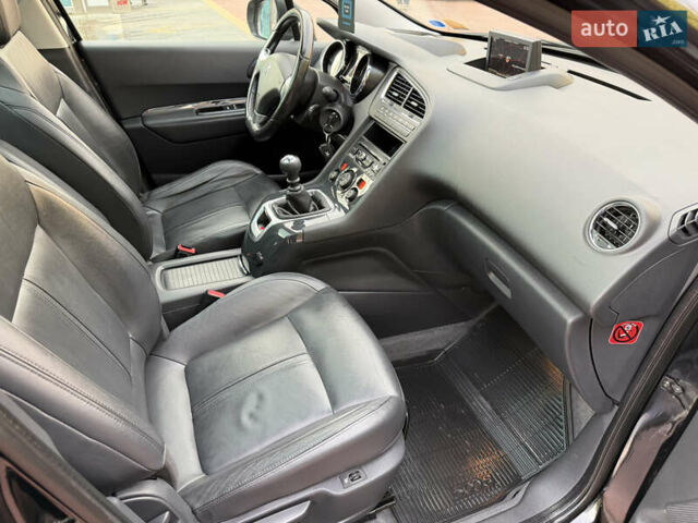 Черный Пежо 5008, объемом двигателя 1.6 л и пробегом 150 тыс. км за 12300 $, фото 72 на Automoto.ua