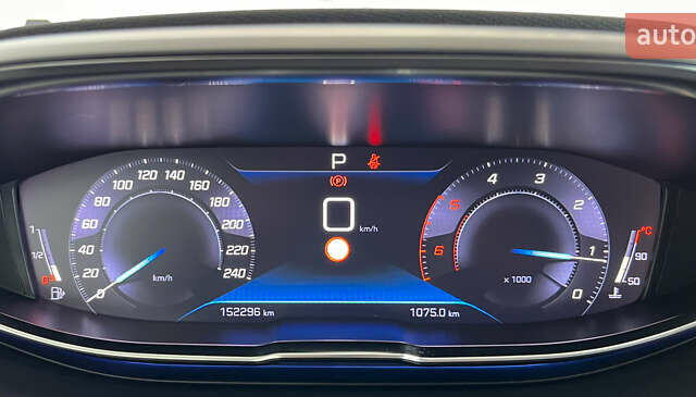 Чорний Пежо 5008, об'ємом двигуна 1.5 л та пробігом 152 тис. км за 20850 $, фото 12 на Automoto.ua