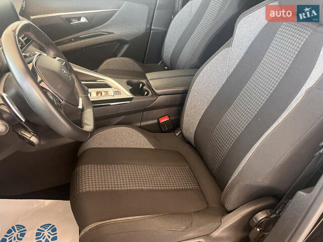 Чорний Пежо 5008, об'ємом двигуна 1.5 л та пробігом 152 тис. км за 20850 $, фото 7 на Automoto.ua