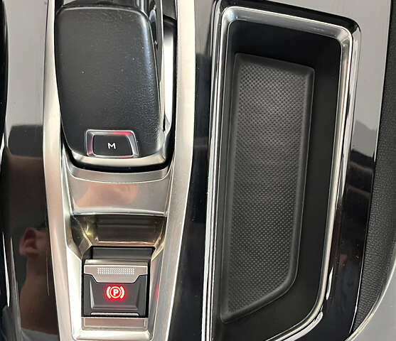 Чорний Пежо 5008, об'ємом двигуна 1.5 л та пробігом 152 тис. км за 20850 $, фото 23 на Automoto.ua