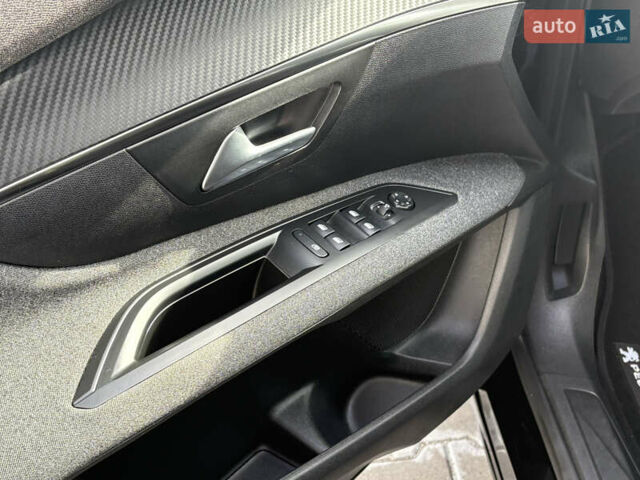Чорний Пежо 5008, об'ємом двигуна 1.5 л та пробігом 185 тис. км за 19550 $, фото 37 на Automoto.ua