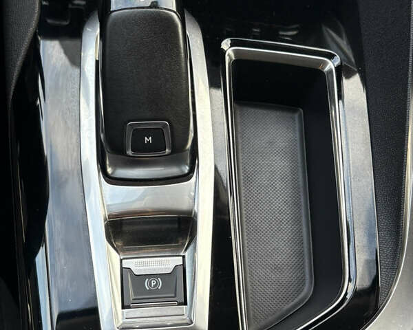 Чорний Пежо 5008, об'ємом двигуна 1.5 л та пробігом 185 тис. км за 19550 $, фото 44 на Automoto.ua