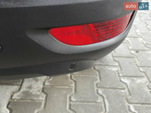Чорний Пежо 5008, об'ємом двигуна 1.5 л та пробігом 185 тис. км за 19550 $, фото 65 на Automoto.ua
