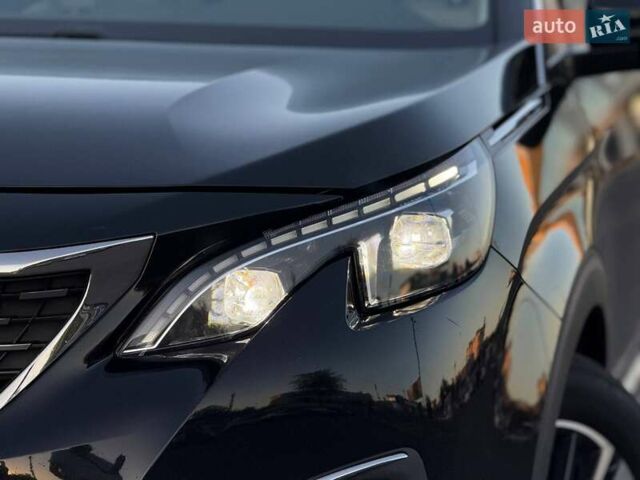 Чорний Пежо 5008, об'ємом двигуна 1.6 л та пробігом 148 тис. км за 18900 $, фото 5 на Automoto.ua