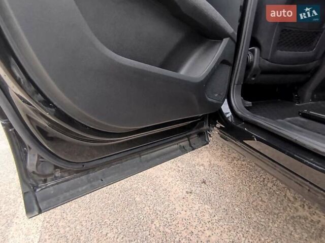 Чорний Пежо 5008, об'ємом двигуна 1.56 л та пробігом 115 тис. км за 18800 $, фото 30 на Automoto.ua