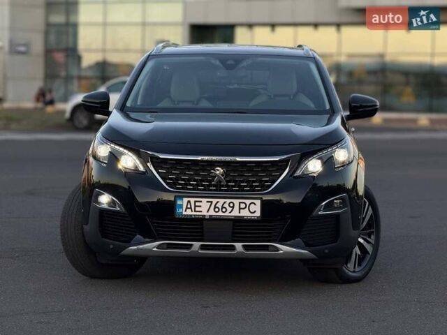 Чорний Пежо 5008, об'ємом двигуна 1.6 л та пробігом 148 тис. км за 18900 $, фото 2 на Automoto.ua