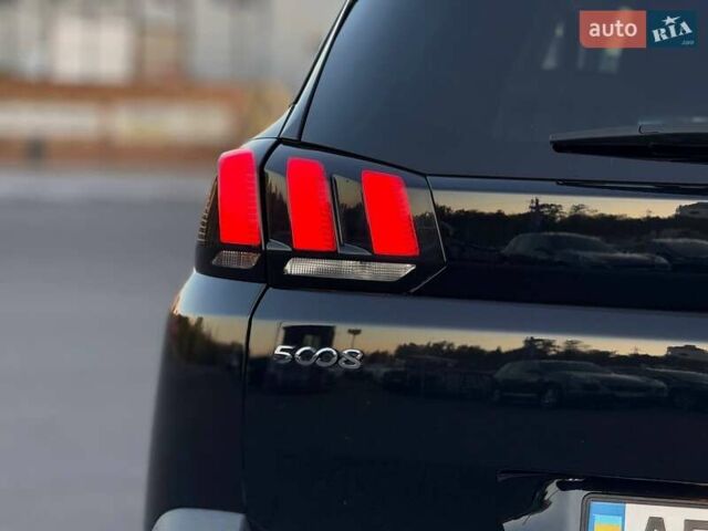 Чорний Пежо 5008, об'ємом двигуна 1.6 л та пробігом 148 тис. км за 18900 $, фото 19 на Automoto.ua