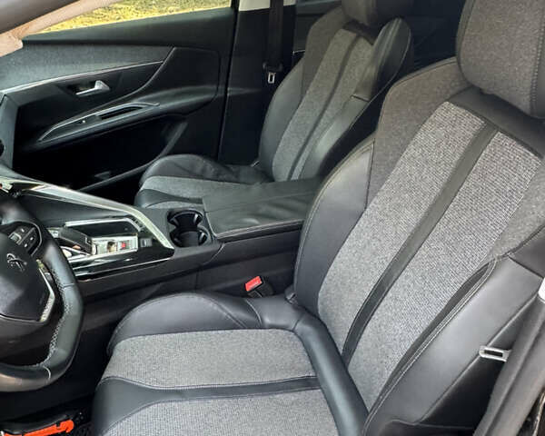 Чорний Пежо 5008, об'ємом двигуна 1.5 л та пробігом 170 тис. км за 24000 $, фото 40 на Automoto.ua