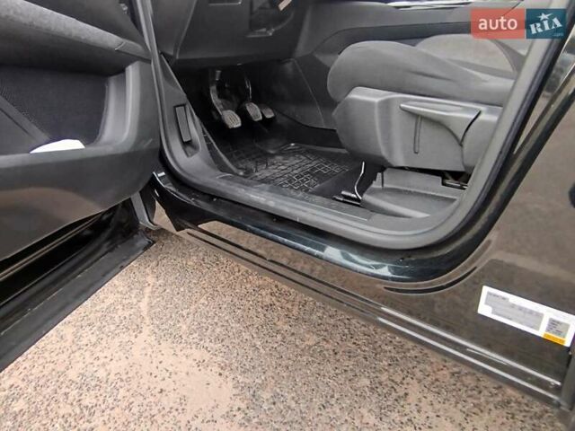 Чорний Пежо 5008, об'ємом двигуна 1.56 л та пробігом 115 тис. км за 18800 $, фото 31 на Automoto.ua