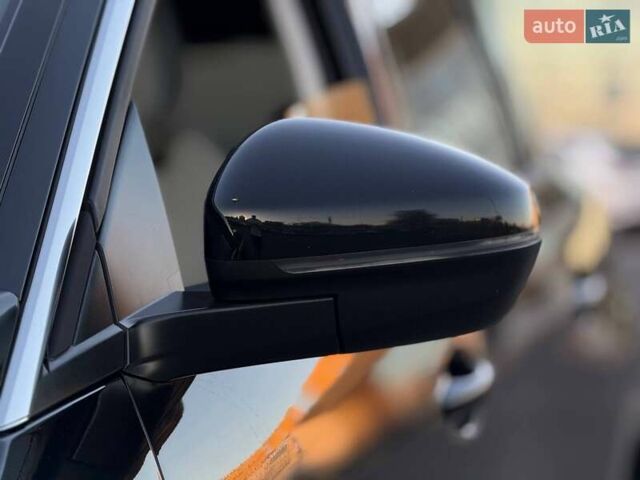 Чорний Пежо 5008, об'ємом двигуна 1.6 л та пробігом 148 тис. км за 18900 $, фото 13 на Automoto.ua