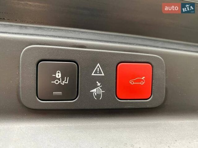 Пежо 5008 2018 в Хмельницком на Automoto.ua Черный Пежо 5008, объемом двигателя 2 л и пробегом 187 тыс. км за 23500 $, фото 12 на Automoto.ua