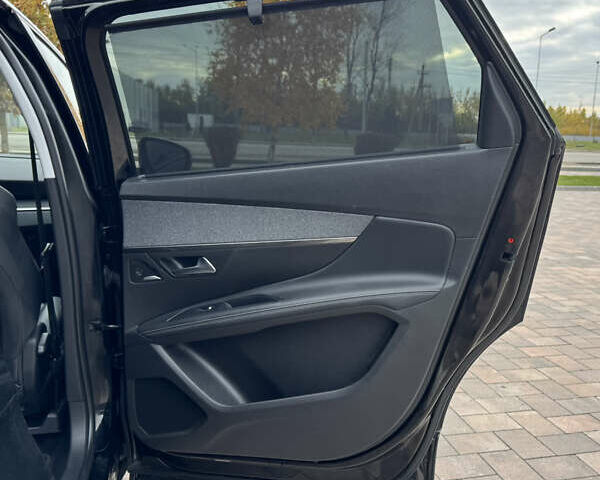 Чорний Пежо 5008, об'ємом двигуна 1.5 л та пробігом 164 тис. км за 23499 $, фото 33 на Automoto.ua