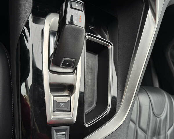 Чорний Пежо 5008, об'ємом двигуна 1.5 л та пробігом 164 тис. км за 23499 $, фото 43 на Automoto.ua