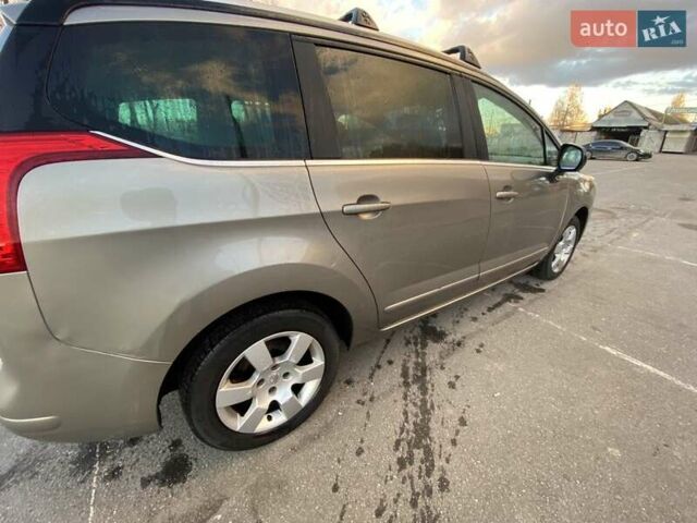 Коричневый Пежо 5008, объемом двигателя 1.6 л и пробегом 143 тыс. км за 8400 $, фото 33 на Automoto.ua