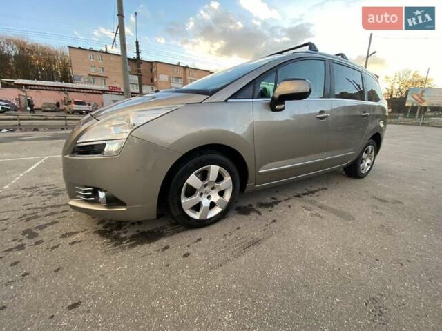 Коричневый Пежо 5008, объемом двигателя 1.6 л и пробегом 143 тыс. км за 8400 $, фото 4 на Automoto.ua