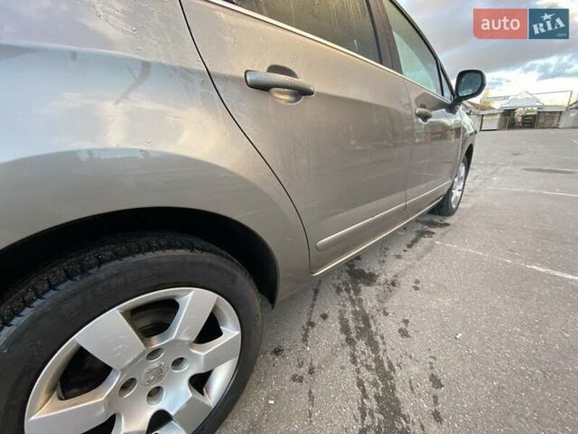 Коричневый Пежо 5008, объемом двигателя 1.6 л и пробегом 143 тыс. км за 8400 $, фото 31 на Automoto.ua