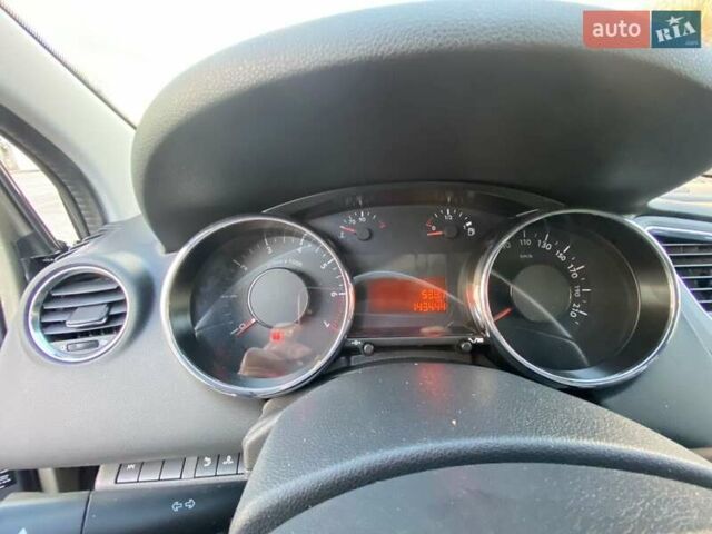 Коричневый Пежо 5008, объемом двигателя 1.6 л и пробегом 143 тыс. км за 8400 $, фото 52 на Automoto.ua