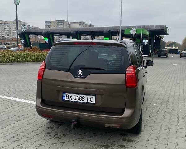 Коричневый Пежо 5008, объемом двигателя 1.6 л и пробегом 247 тыс. км за 10500 $, фото 9 на Automoto.ua