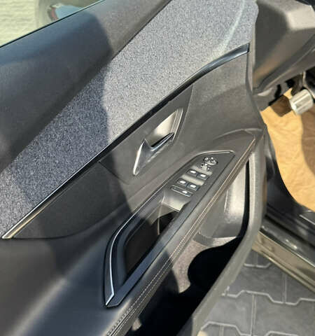 Коричневый Пежо 5008, объемом двигателя 1.5 л и пробегом 157 тыс. км за 22900 $, фото 43 на Automoto.ua