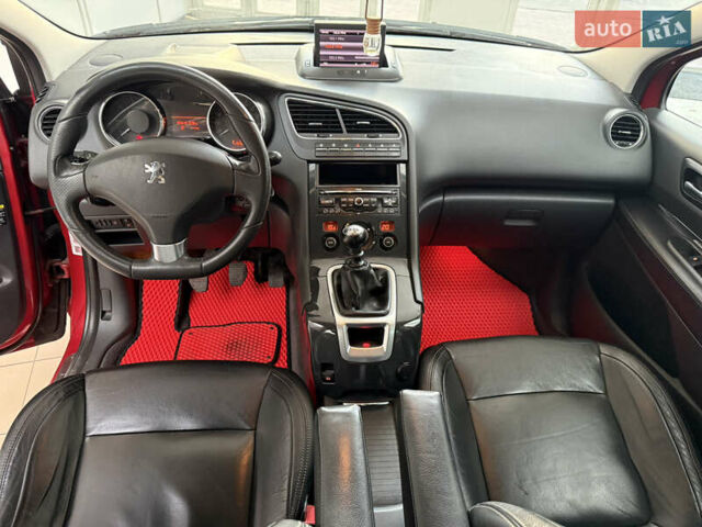 Красный Пежо 5008, объемом двигателя 1.6 л и пробегом 194 тыс. км за 7400 $, фото 11 на Automoto.ua
