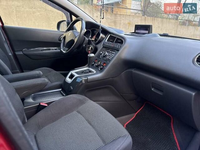 Красный Пежо 5008, объемом двигателя 2 л и пробегом 319 тыс. км за 8000 $, фото 15 на Automoto.ua