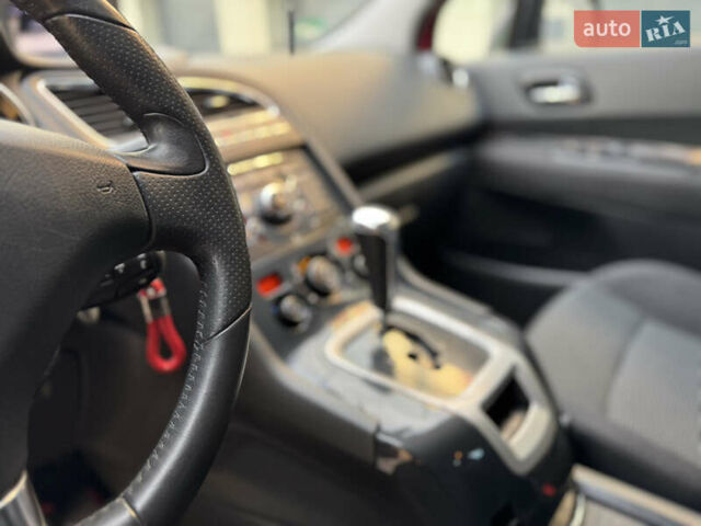 Красный Пежо 5008, объемом двигателя 2 л и пробегом 315 тыс. км за 8500 $, фото 20 на Automoto.ua