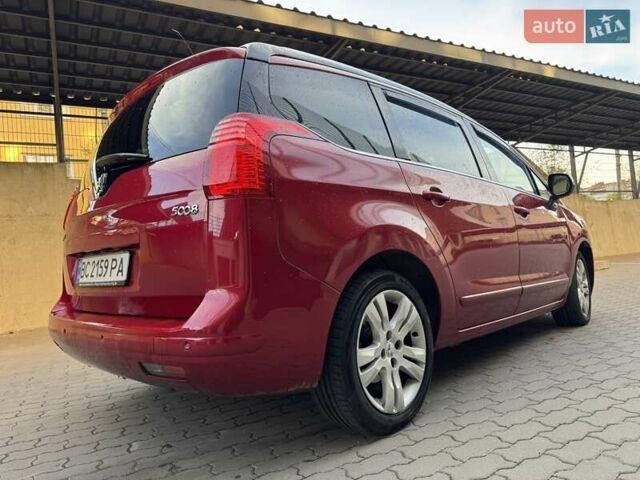 Красный Пежо 5008, объемом двигателя 2 л и пробегом 319 тыс. км за 8000 $, фото 4 на Automoto.ua