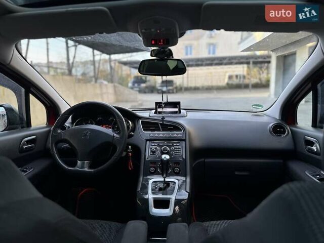 Красный Пежо 5008, объемом двигателя 2 л и пробегом 319 тыс. км за 8000 $, фото 13 на Automoto.ua