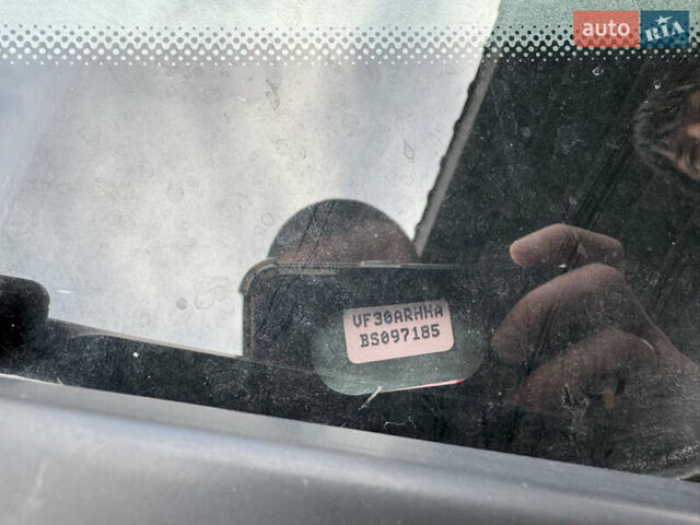 Красный Пежо 5008, объемом двигателя 2 л и пробегом 315 тыс. км за 8500 $, фото 32 на Automoto.ua