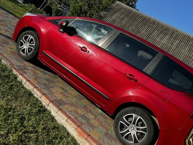 Червоний Пежо 5008, об'ємом двигуна 1.6 л та пробігом 195 тис. км за 7000 $, фото 6 на Automoto.ua