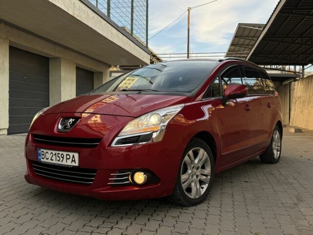 Красный Пежо 5008, объемом двигателя 2 л и пробегом 315 тыс. км за 8500 $, фото 6 на Automoto.ua