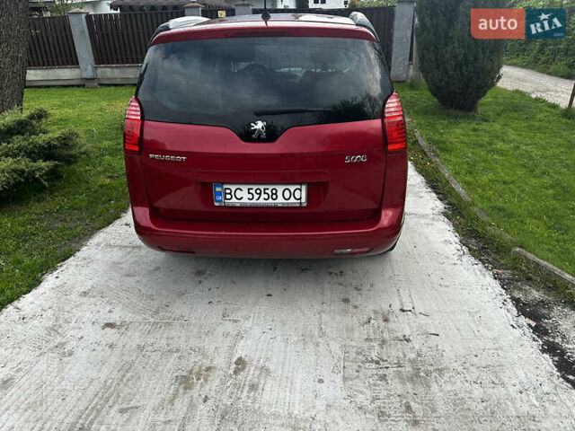 Красный Пежо 5008, объемом двигателя 1.56 л и пробегом 300 тыс. км за 11700 $, фото 7 на Automoto.ua