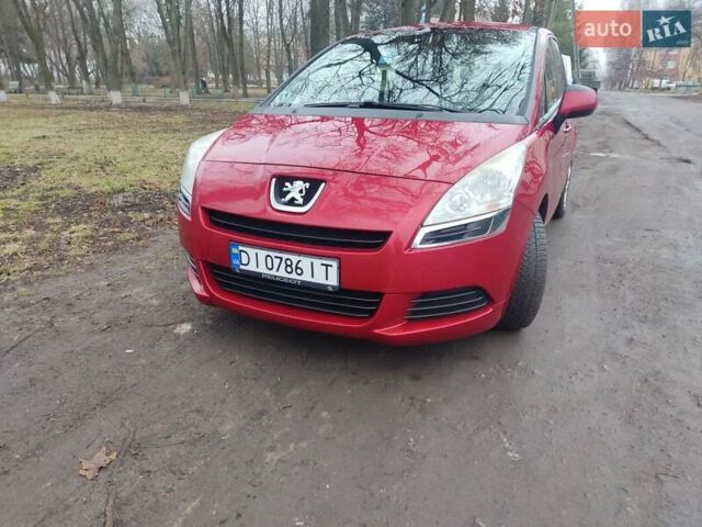 Красный Пежо 5008, объемом двигателя 1.6 л и пробегом 255 тыс. км за 6700 $, фото 2 на Automoto.ua