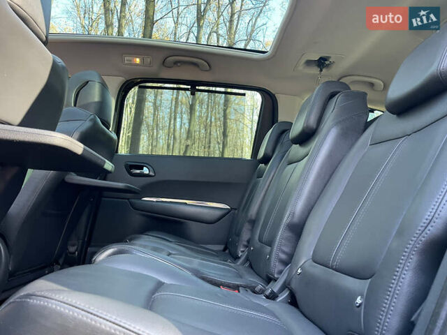 Пежо 5008, об'ємом двигуна 1.6 л та пробігом 249 тис. км за 6999 $, фото 17 на Automoto.ua