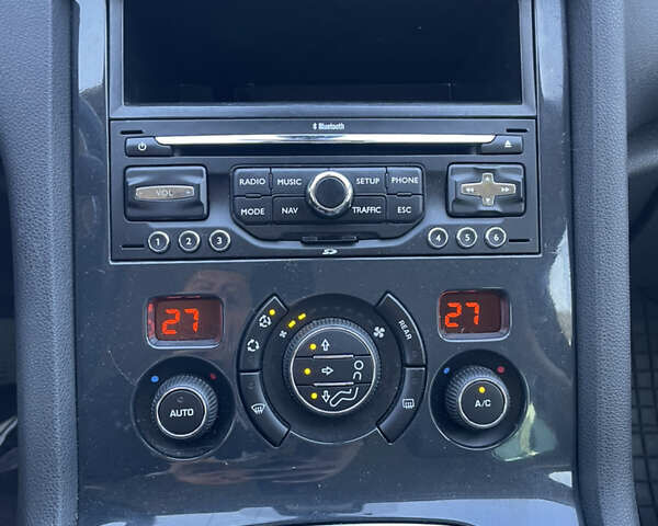 Пежо 5008, об'ємом двигуна 1.6 л та пробігом 249 тис. км за 6999 $, фото 23 на Automoto.ua