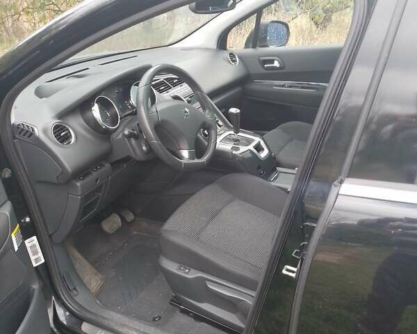 Пежо 5008, об'ємом двигуна 1.6 л та пробігом 240 тис. км за 8500 $, фото 7 на Automoto.ua