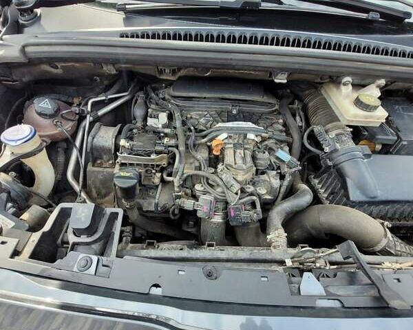 Пежо 5008, объемом двигателя 2 л и пробегом 215 тыс. км за 10499 $, фото 38 на Automoto.ua