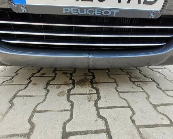 Пежо 5008, объемом двигателя 2 л и пробегом 215 тыс. км за 10499 $, фото 35 на Automoto.ua