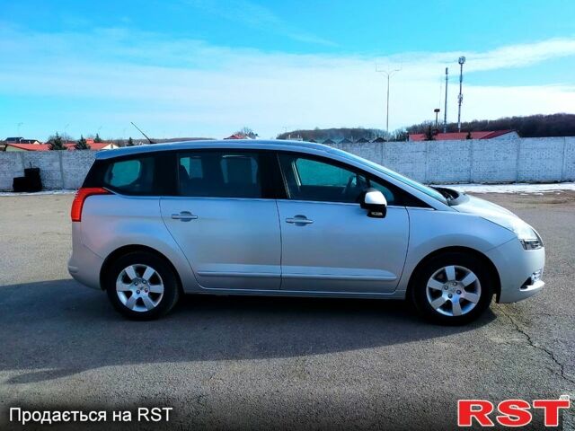 Пежо 5008, об'ємом двигуна 1.6 л та пробігом 170 тис. км за 8500 $, фото 3 на Automoto.ua