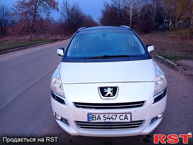 Пежо 5008, об'ємом двигуна 2 л та пробігом 222 тис. км за 8000 $, фото 5 на Automoto.ua