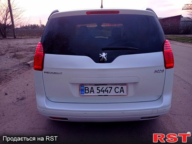 Пежо 5008, об'ємом двигуна 2 л та пробігом 222 тис. км за 8000 $, фото 8 на Automoto.ua