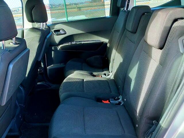 Пежо 5008, об'ємом двигуна 1.6 л та пробігом 170 тис. км за 8500 $, фото 8 на Automoto.ua