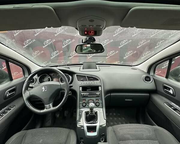 Пежо 5008, объемом двигателя 1.6 л и пробегом 195 тыс. км за 6600 $, фото 20 на Automoto.ua